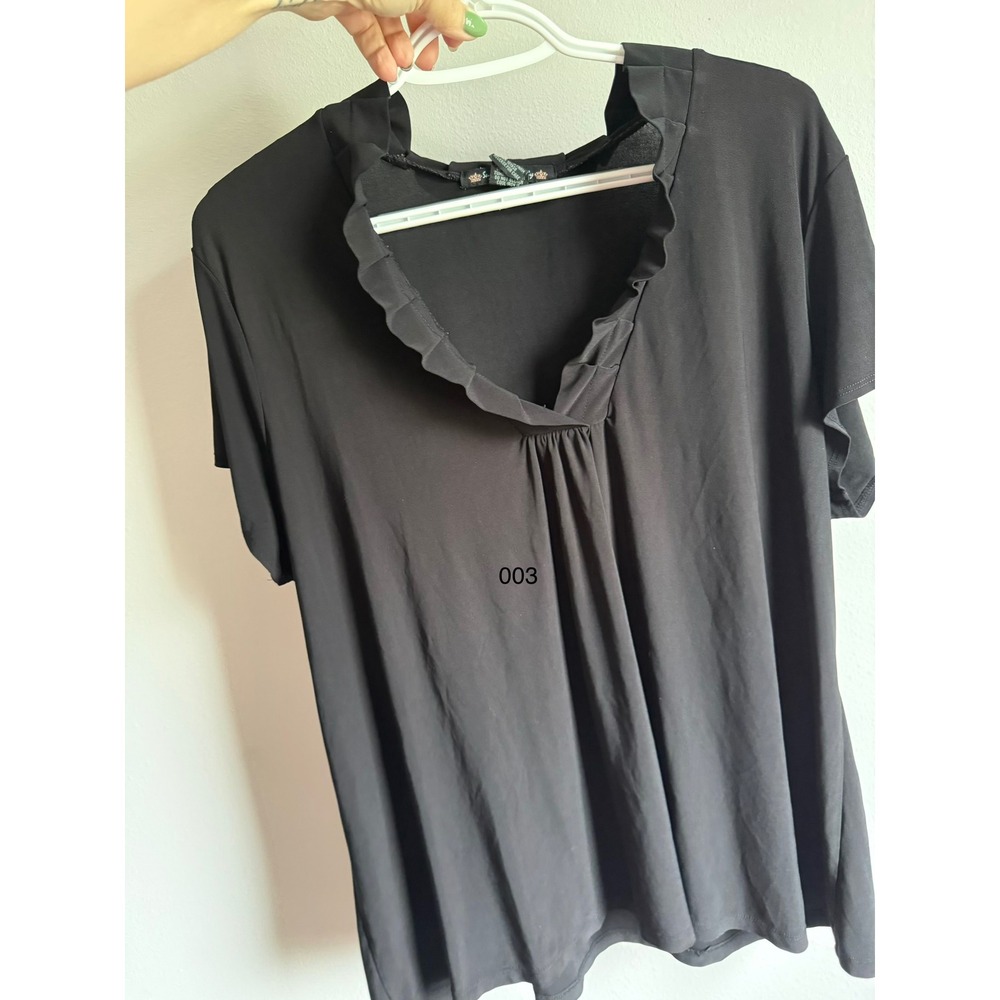 Suzie in the City Ruffle V-Neck Top Women's 2X Black Pleated Short Sleeve